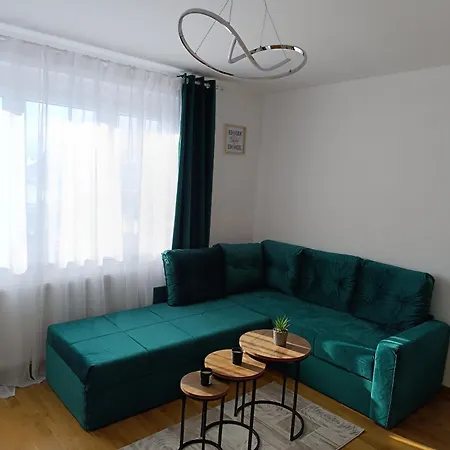 Oaza Mira Apartment Pale