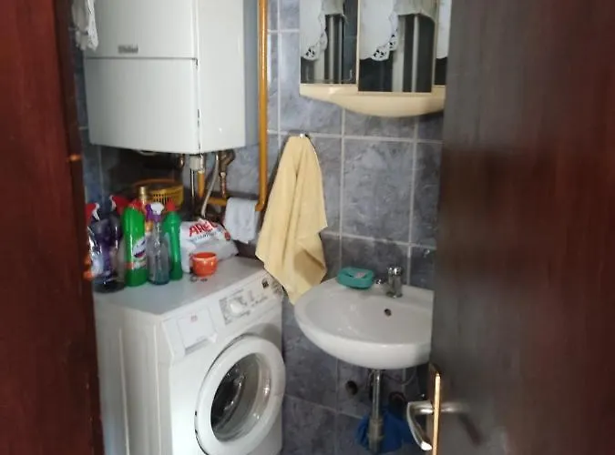 公寓 Oaza Mira 塞拉耶佛